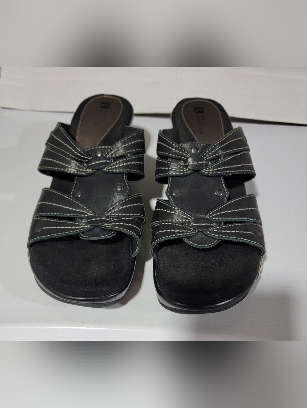 Stylish White Mountain black wedge sandals. Size 10